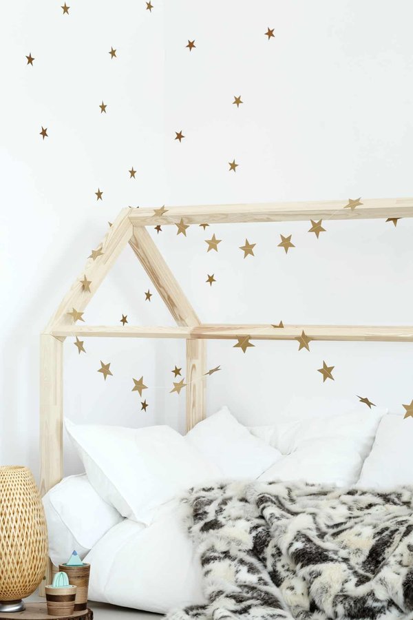 What's the Best Way to Set Up a Home Cinema That Offers an Immersive Viewing Experience Without a Large Budget?